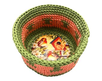 Crochet basket with wooden base-Handmade crochet basket-Crochet basket-Handmade decorative basket-Small size decorative basket