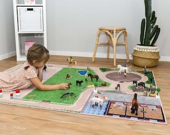 Pferde Spielteppich 160x120cm – Ponyhof Kinderteppich für Mädchen & Jungen, Pferdehof Spielteppich, Geschenk Kinderzimmer, Spielmatte