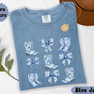 Comfort Colors® Chinoiserie Cowgirl Coquette Boot, Chinoiserie Coquette Bow Shirt, Cowgirl Chinoiserie Coquette Shirt, Girly Aesthetic Shirt