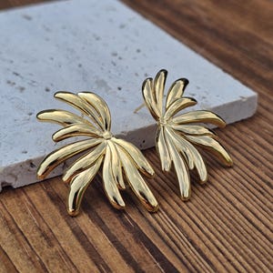 Large floral earrings,leaf earrings,large gold earrings,statement earrings,earring findings, gift for her,golden earrings,gold stud earrings