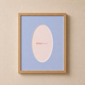Passepartout 'Oval' in Blau 20x30 cm – edler Bilderrahmen-Einsatz aus Museums-Karton