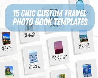 Op de afbeelding: Een verzameling van 15 witte fotoboeksjablonen met reisthema's. Elk boek bevat een andere foto van een bestemming en de woorden "Summer" en de naam van de bestemming. De tekst "15 Chic Custom Travel Photo Book Templates" staat in een blauwe banner.