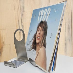 Stainless Steel Vinyl Record Stand – Desktop LP Holder for Turntables
