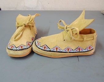 Vintage Minnetonka suède mocassins met kralen – Klassieke uniseks leren mocassinschoenen
