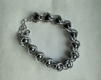 Captive Stone Bead Chainmail Bracelet