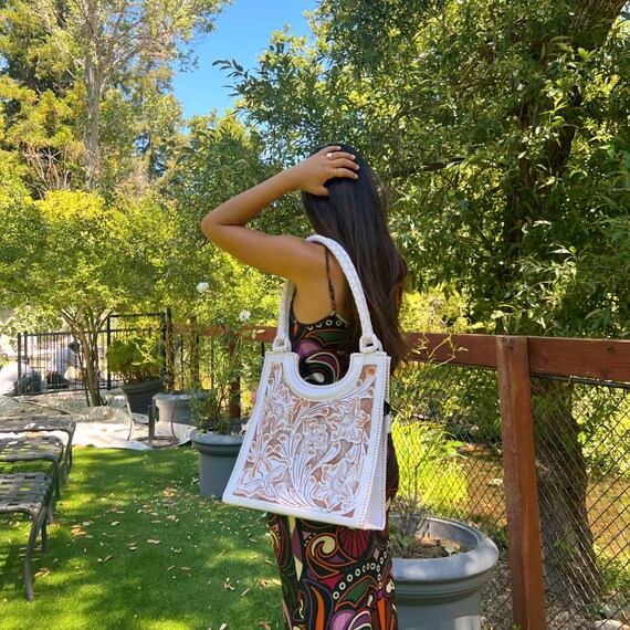 Gia Leather Tote ~ Origenes by David Luna - Etsy