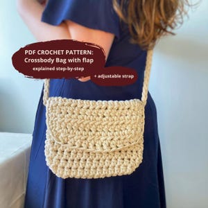 CROCHET PATTERN: Crossbody Bag with flap | half moon shape | Instant Download PDF | Video | Beginner friendly | Quick and Easy | Gift Idea