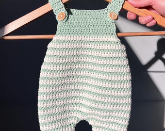Gehäkelter Babystrampler, handgemachter Babyoverall, Babyonsie