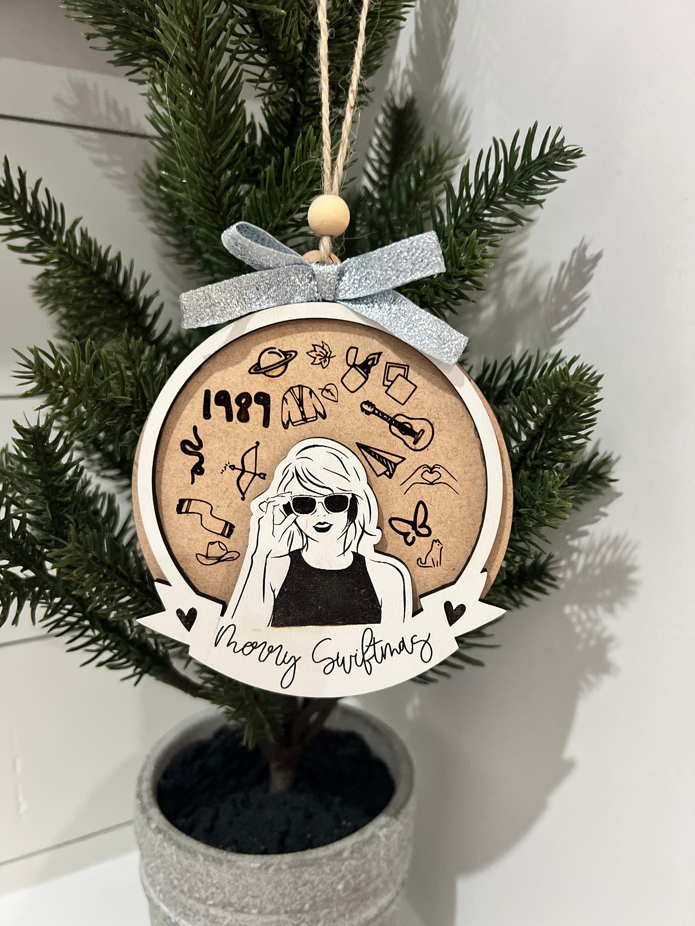 Taylor.swift.ornament - Etsy