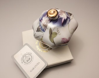 Sucrier en porcelaine royale Wellington Castle, or 24 carats
