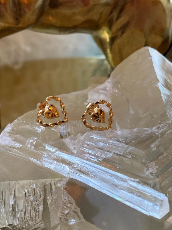 14k Solid Gold Twisty Heart Earrings