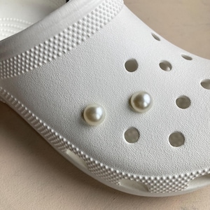 Pearl Shoe Charm Decor for Flower Girl Gift Idea Clog Charm Pearly Gift for Friend  Stocking Stuffer for Shoe Decoration Anniversary Present