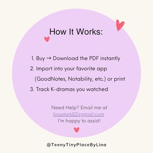 K&ouml;nnte beinhalten: Ein hellvioletter Kreis mit dem Text "How It Works:" und Anweisungen zum Herunterladen und Verwenden einer PDF-Datei, um K-Dramen zu verfolgen. Der Text enth&auml;lt "Buy", "Download", "Import" und "Track". Das Bild enth&auml;lt auch eine E-Mail-Adresse und den Social-Media-Handle des Shops.