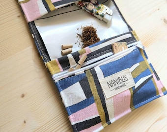 Porta tabacco moderno. Porta tabacco in tela colorata. Porta tabacco da rollare. Porta tabacco arrotolabile in tela. Sigarette rollate a mano. Porta tabacco in tessuto. Fumatore