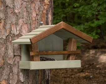 Handmade Pine Wood Bird Feeder: Weatherproof Hanging Garden Decor