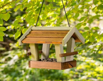 Hanging Wooden Bird Feeder: Weatherproof Pine, Garden Balcony Decor