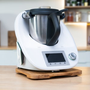 Schneidebrett für den Thermomix aus Wildeiche für TM5 und TM6, helles Holz, Thermomix Zubehör. Bild 1