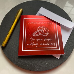 Carte d'anniversaire de mariage rubis 40e + stylo métallique doré ou argenté | Carte de luxe en aluminium