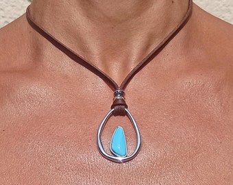 Collar de cristal de Murano, collar con colgante de turquesa para mujer, collar llamativo, collar de turquesa, collar bohemio, collar de cuero, Endia