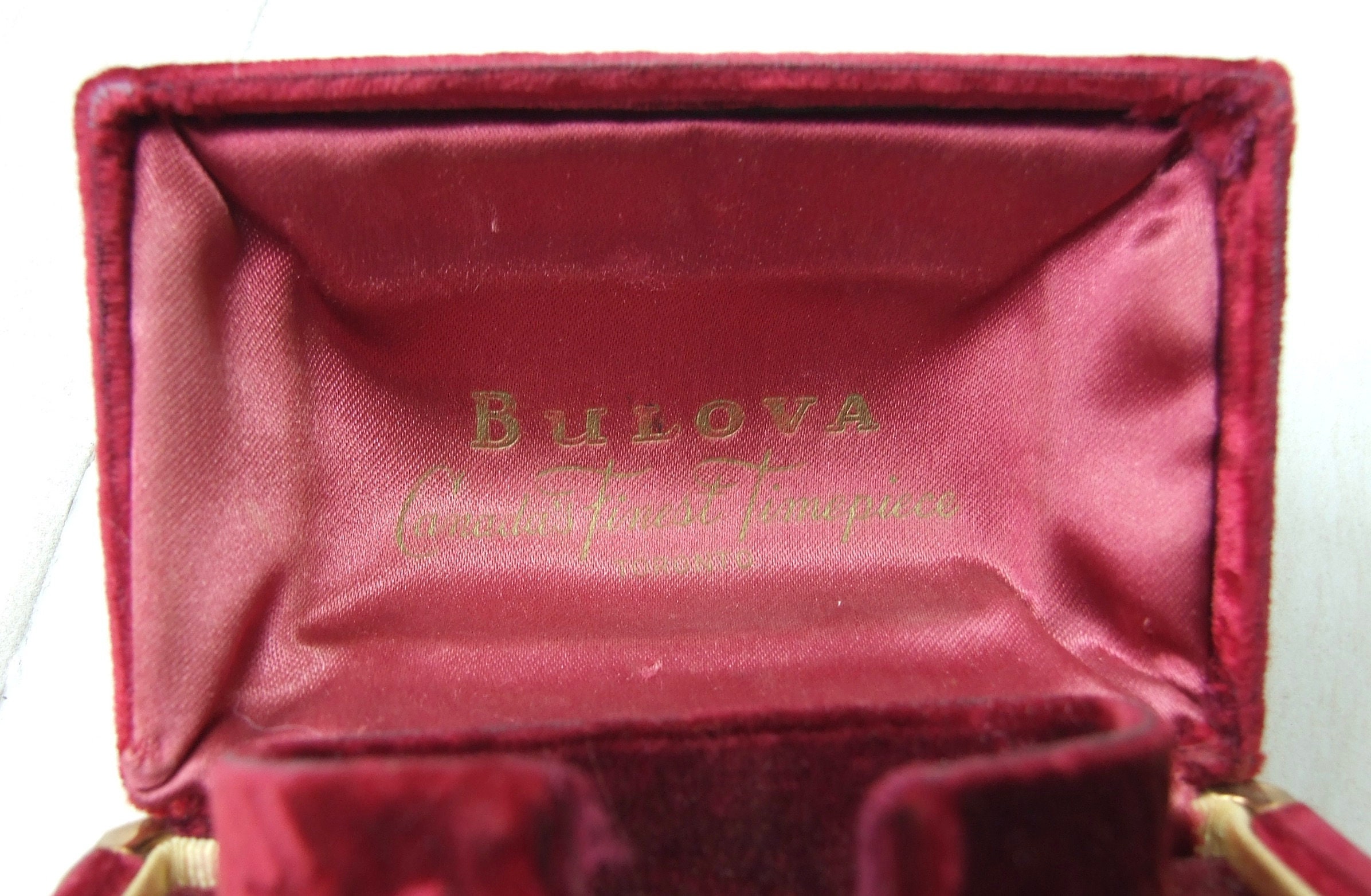 Boîte à Montre Vintage Bulova - Années 60 - Fausse Cuir Noir - Pour 1 à 3 Montres - Suisse - Occasion