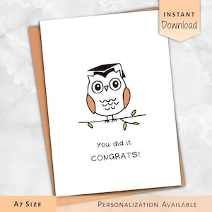 Afstudeerkaart afdrukbaar – groet schattige uil met pet – felicitatiekaart voor College High School University Grad – gepersonaliseerde digitale download