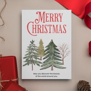 Design de carte imprimable 5 x 7 joyeux Noël rustique avec arbres à feuilles persistantes d'extérieur - décoration des fêtes ! Imprimé forêt hivernale