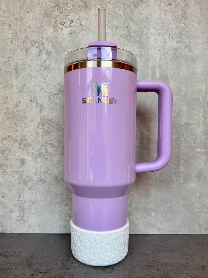 The Baroque Collection - Blanc - Silicone Tumbler Boot 20-40oz