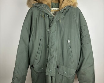 Parka Arctic bordée de fourrure militaire