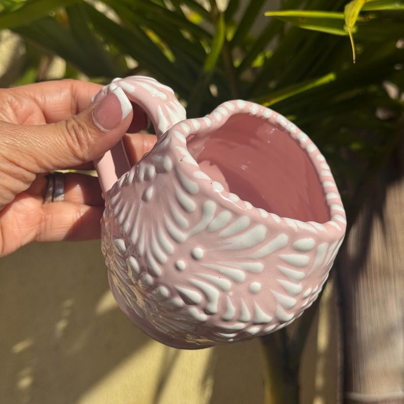 Taza con forma de corazón pintada a mano (473 ml), taza grande de cerámica Talavera, taza de café mexicana - Regalo para mamá, regalo para ella, taza para sopa, regalo para amantes del café imagen 16