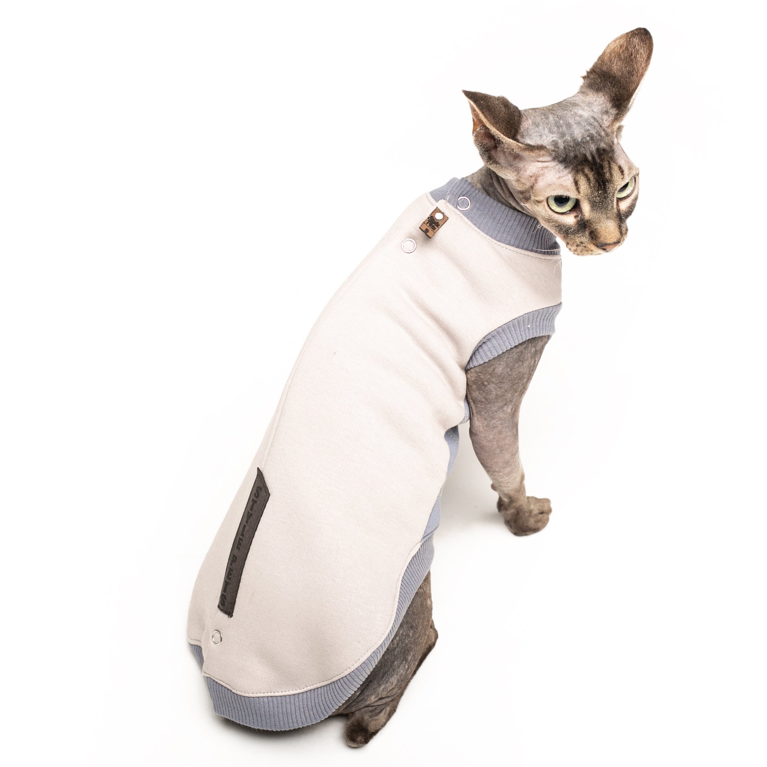 Gray Sleeveless Sphynx Cat Jacket, Warm Coat, Cat Fashion Pet Clothes