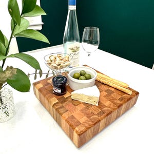 Planche à fromage / Planche à découper carrée en grain de bois
