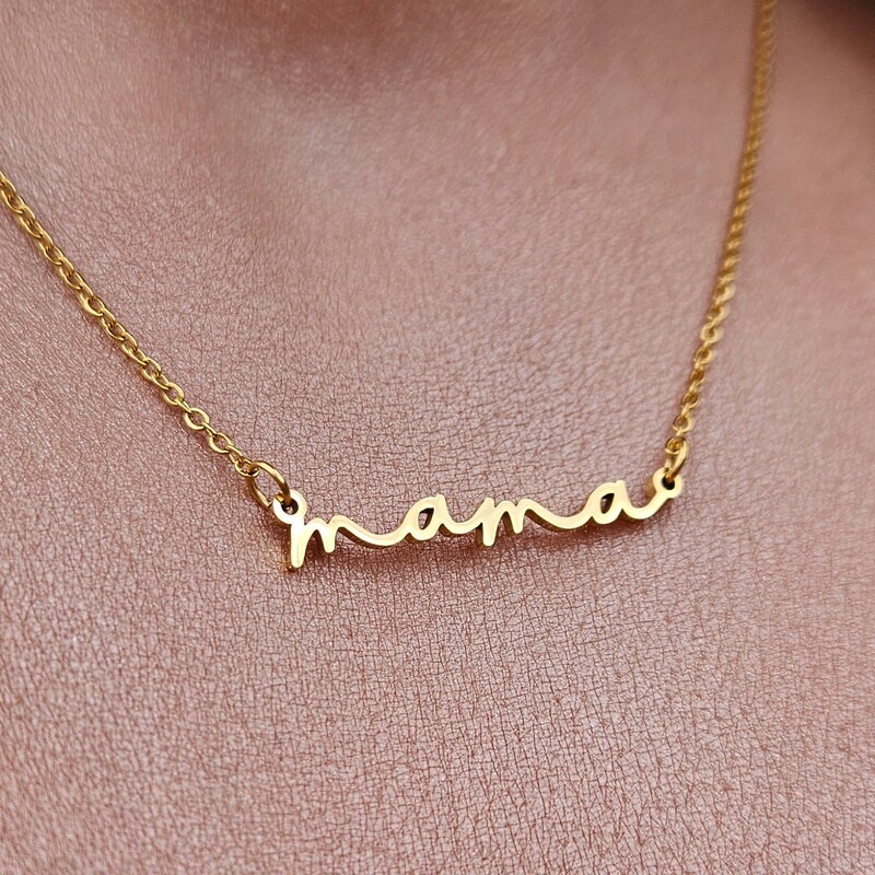 MAMA Necklace