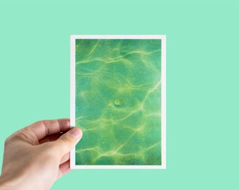 Groene schelprisograafprint: onderwaterzonnestralen, filmfoto Thailand