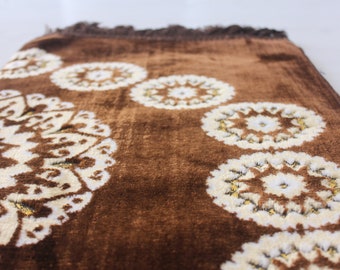 Tapis de prière velours marron