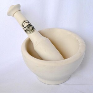 Mason Cash pestle And mortar, Original English Pestle Mortar Baking Kitchen Bowl Company Englan, Church Gresley Ceramic