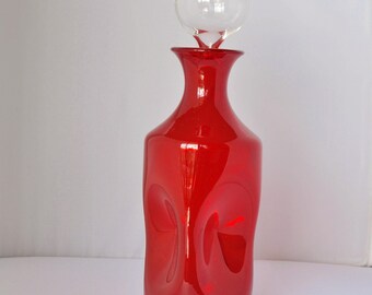 Rare Red Blenko Looking Pinched Decanter Bottle Red, Ruby Pinch waist Pontille, Bar Display, Cave Man, Collectable bottle Circa 1960s