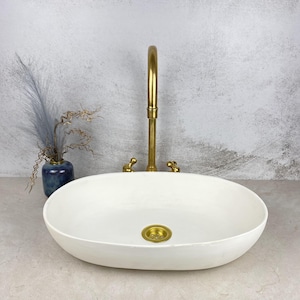 Lavabo de cerámica ovalado moderno blanco – Lavabo de baño esmaltado a mano – Lavabo de cerámica ovalado personalizado – Lavabo de baño artesanal – Lavabo de cerámica ovalado