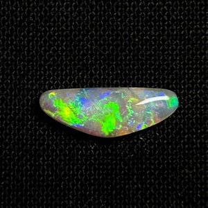 Australian Dark Crystal Opal Lightning Ridge 0.85 ct