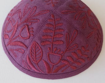 Dusty Plum Linen Kippah with Burgundy Embroidery-Elegant Wedding Yarmulke-Personalized-Judaica for Groom or Guests