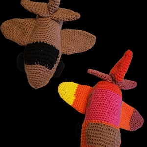Handmade häkeln Flugzeug Plüschtier - weiches Luftfahrt Geschenk für Kinder, Kinderzimmer Dekor, Babypartygeschenk, Reise Thema Spielzeug