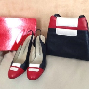 Pumps und Tasche Charles Jourdan Bild 1