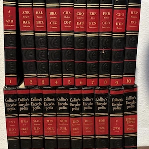 Collier Encyclopedia - Etsy