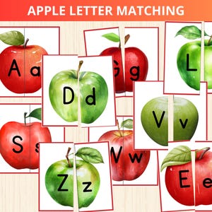 Könnte beinhalten: Lehrreiches Buchstaben-Zuordnungsspiel mit Äpfeln. Das Bild zeigt mehrere Apfelhälften, jede mit einem Buchstaben, zur Alphabet-Erkennung. Das Spiel zeigt rote und grüne Äpfel mit Groß- und Kleinbuchstaben. Der Text lautet "APPLE LETTER MATCHING".