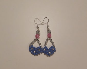 Pendientes hechos a mano, joyería hecha a mano, pendientes de margaritas de flores con cuentas, joyería de cuentas de semillas, pendientes florales, regalo de mejor amigo, pendientes colgantes