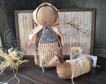 Primitive Prairie stump doll decoration with Prim Sheep