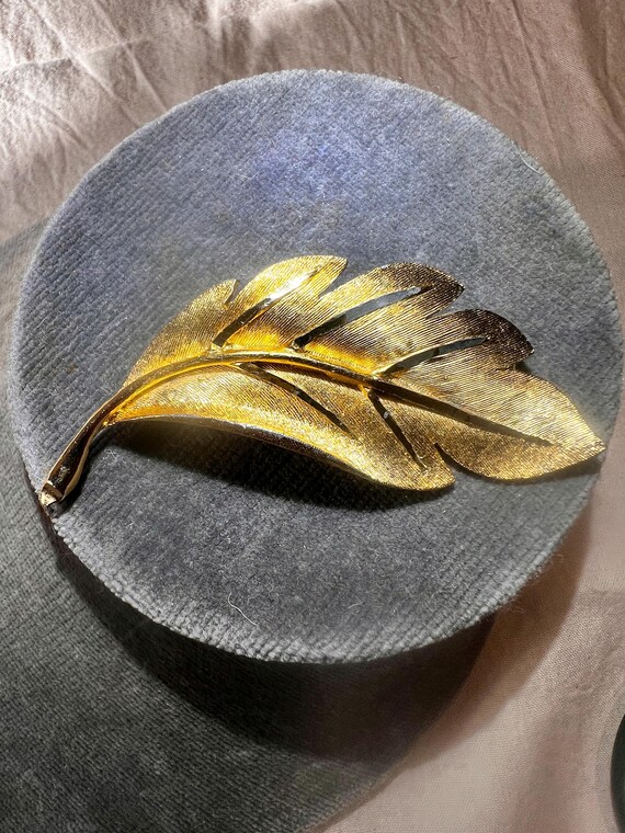 Leaf Feather Brooch - image 4