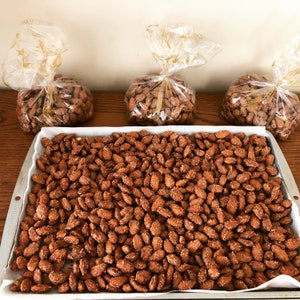 Almonds, Cinnamon sugar almonds, Cinnamon almonds