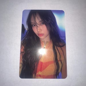 &quot;Offizielle NewJeans Fotokarte &quot;&quot;Hyein&quot;&quot;.&quot;