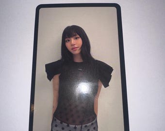Tarjeta fotográfica oficial de Chaeyoung Strategy