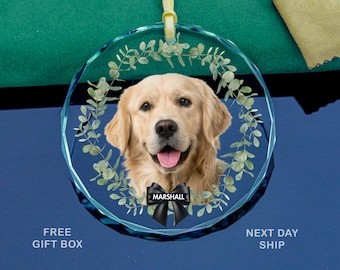 Custom Pet Portrait Ornament: Personalized Dog or Cat Photo, Gift for Pet Mom